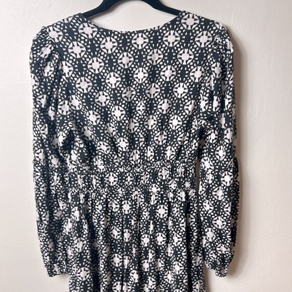 NEW Xirena Anabella black white mosaic print smocked waist dress in Octave Night - Picture 12 of 15